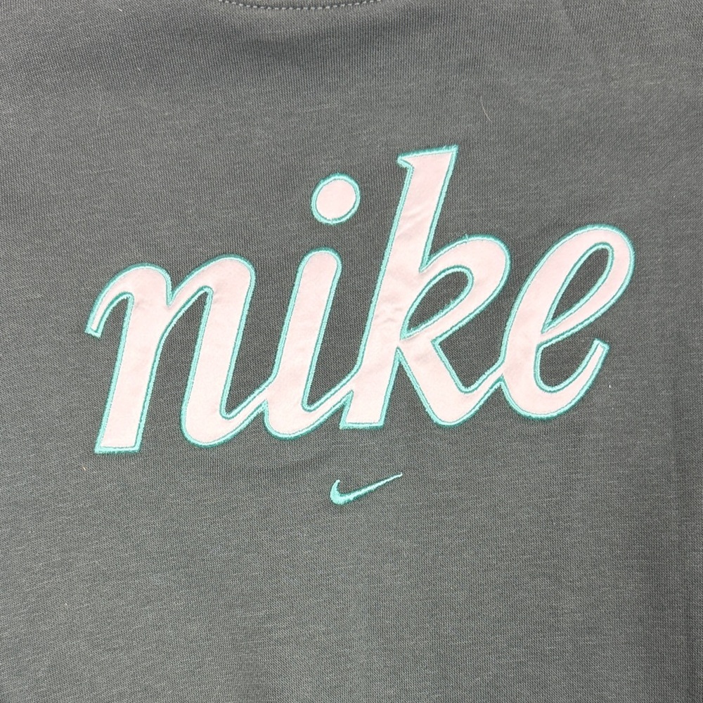 Nike Forest Green Crewneck Sweater Kids XL NWT! - Picture 3 of 3